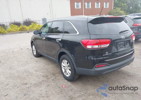 2017 Kia Sorento 2.4L Lx z USA, uszkodzony, nr VIN 5XYPGDA34HG284135